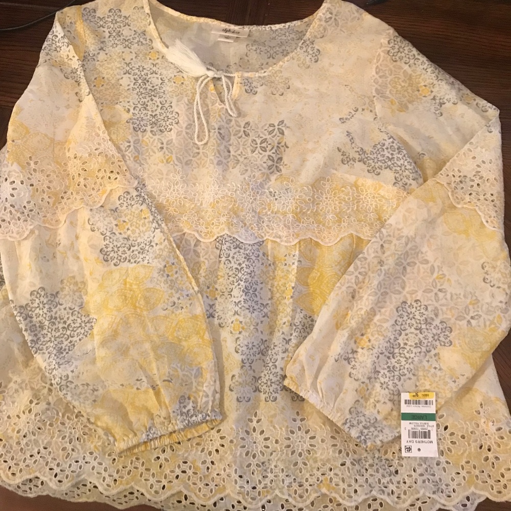 Bohemian 'Mother's Day' Lacy shirt